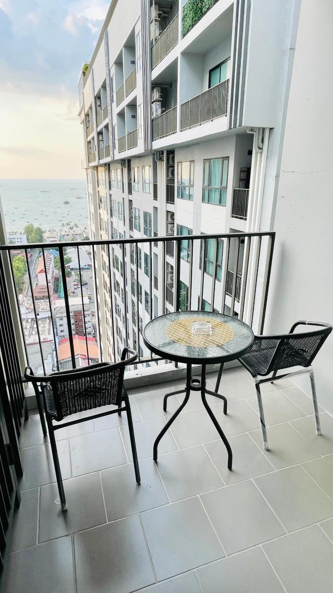 The Base Condo 2 Bed 2 Bath By Pupu Pattaya Exterior foto
