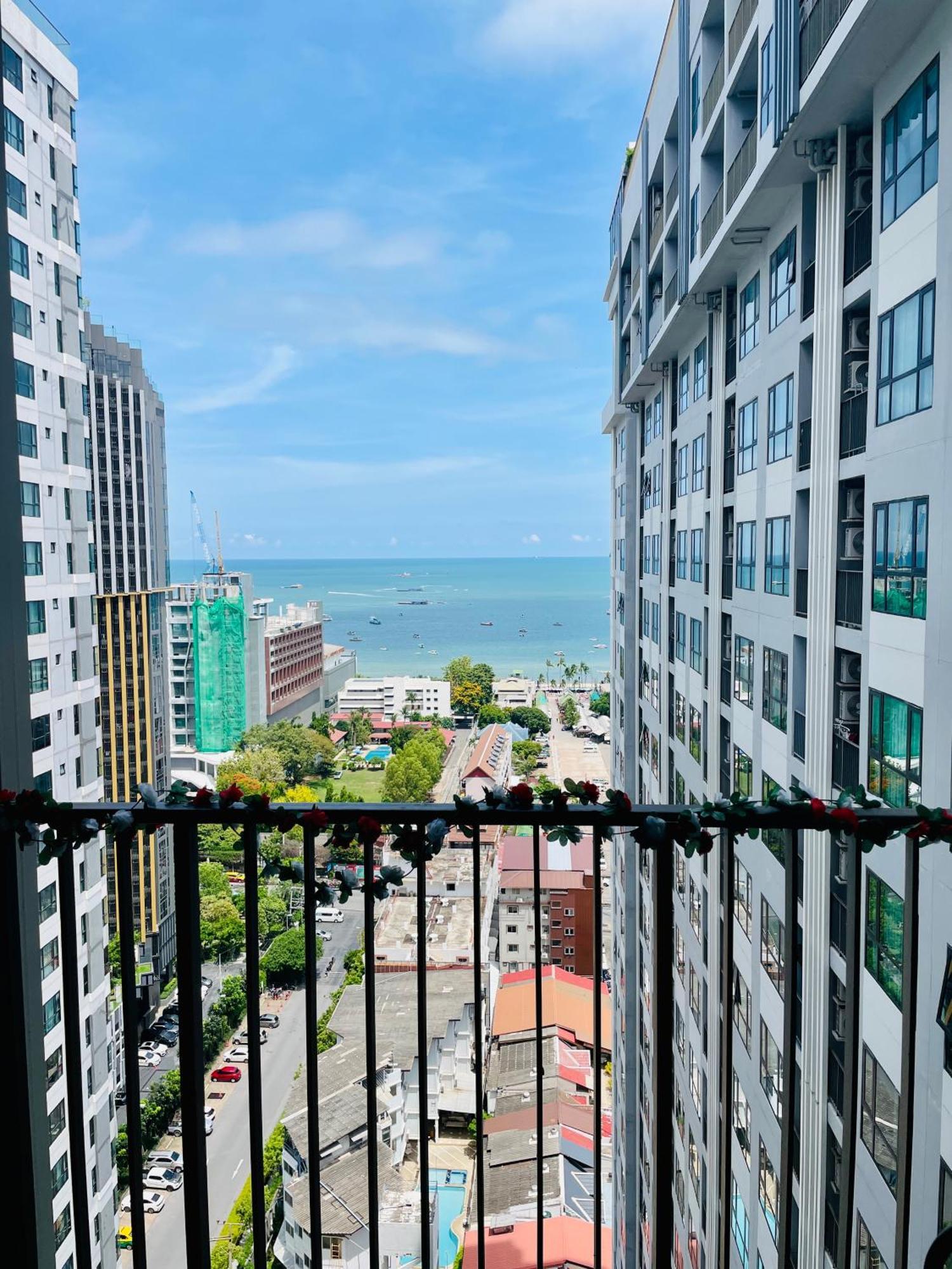 The Base Condo 2 Bed 2 Bath By Pupu Pattaya Exterior foto